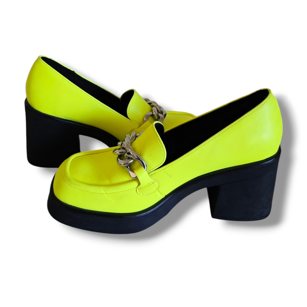 CALL IT SPRING Women's Noella Bright Green Chain Accent Vegan Platform Loafers - Picture 3 of 16